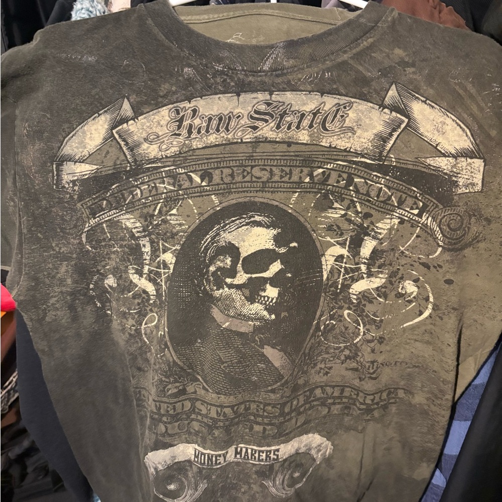 Xhilaration Olive Graphic T-Shirt